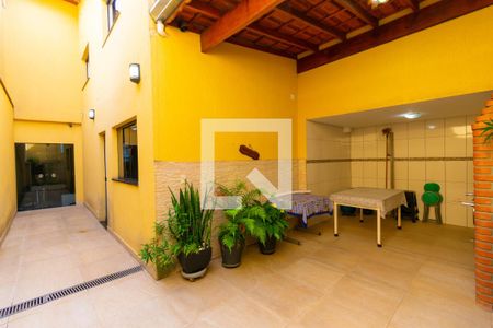 Casa à venda com 340m², 3 quartos e 3 vagas Casa à venda com 340m², 3 quartos e 3 vagasChurrasqueira