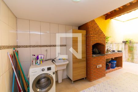 Casa à venda com 340m², 3 quartos e 3 vagas Casa à venda com 340m², 3 quartos e 3 vagasÁrea de Serviço e Churrasqueira