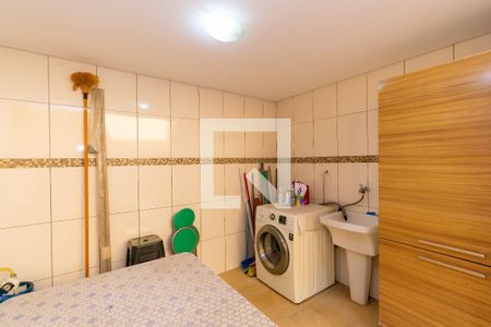 Casa à venda com 340m², 3 quartos e 3 vagas Casa à venda com 340m², 3 quartos e 3 vagasÁrea de Serviço