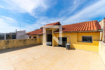 Casa à venda com 340m², 3 quartos e 3 vagas Casa à venda com 340m², 3 quartos e 3 vagasVaranda