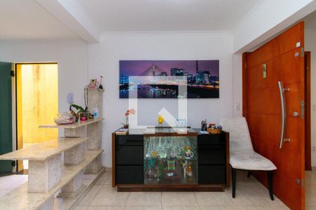 Casa à venda com 340m², 3 quartos e 3 vagas Casa à venda com 340m², 3 quartos e 3 vagasHall de entrada