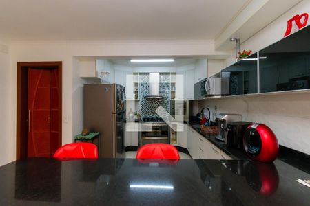 Casa à venda com 340m², 3 quartos e 3 vagas Casa à venda com 340m², 3 quartos e 3 vagasCozinha