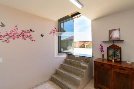 Casa à venda com 340m², 3 quartos e 3 vagas Casa à venda com 340m², 3 quartos e 3 vagasLounge