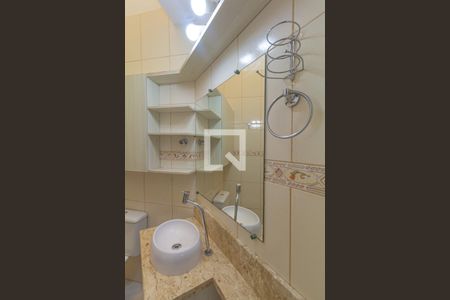 Casa de condomínio à venda com 72m², 2 quartos e 1 vagaBanheiro