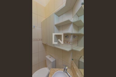 Casa de condomínio à venda com 72m², 2 quartos e 1 vagaBanheiro