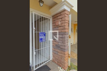 Casa de condomínio à venda com 72m², 2 quartos e 1 vagaPlaquinha instalada no imóvel