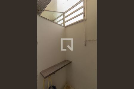 Casa de condomínio à venda com 72m², 2 quartos e 1 vagaÁrea de Serviço