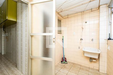 Apartamento para alugar com 140m², 3 quartos e 1 vagaÁrea de Serviço