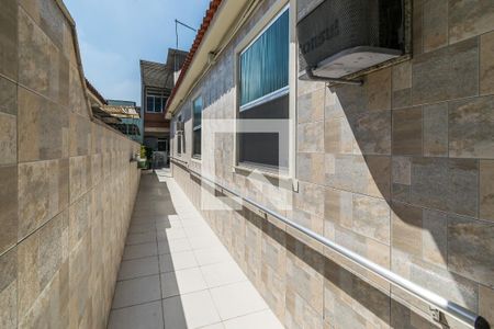 Casa à venda com 91m², 3 quartos e 1 vaga Casa à venda com 91m², 3 quartos e 1 vagaGaragem - Acesso lateral