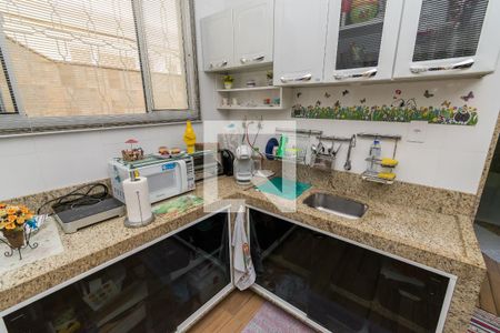 Casa à venda com 91m², 3 quartos e 1 vaga Casa à venda com 91m², 3 quartos e 1 vagaCozinha