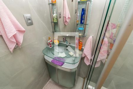 Casa à venda com 91m², 3 quartos e 1 vaga Casa à venda com 91m², 3 quartos e 1 vagaBanheiro