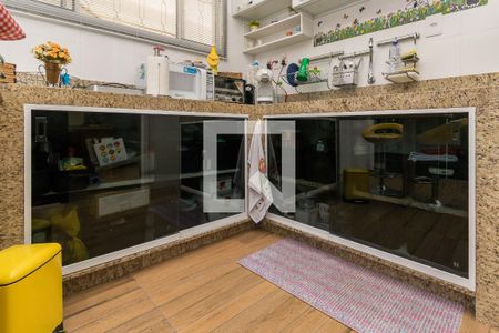 Casa à venda com 91m², 3 quartos e 1 vaga Casa à venda com 91m², 3 quartos e 1 vagaCozinha - Armários