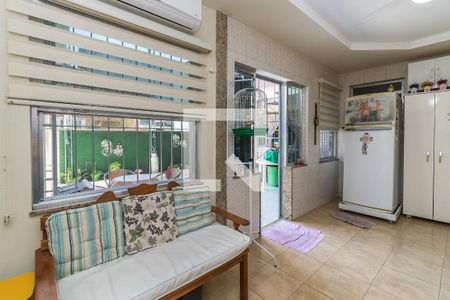 Casa à venda com 91m², 3 quartos e 1 vaga Casa à venda com 91m², 3 quartos e 1 vagaÁrea de Serviço e Cozinha de apoio