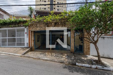 Casa à venda com 350m², 3 quartos e 3 vagasFachada