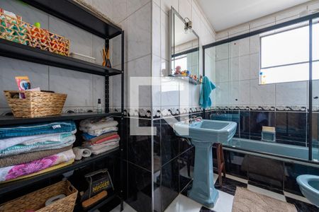 Casa à venda com 350m², 3 quartos e 3 vagasBanheiro