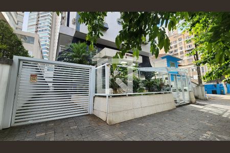 Apartamento para alugar com 126m², 3 quartos e 1 vagaFachada