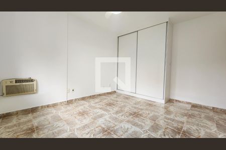 Quarto Suíte de apartamento para alugar com 3 quartos, 126m² em Gonzaga, Santos