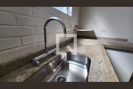 Apartamento para alugar com 126m², 3 quartos e 1 vagaCozinha - Torneira