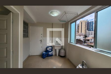 Apartamento para alugar com 126m², 3 quartos e 1 vagaÁrea de Serviço