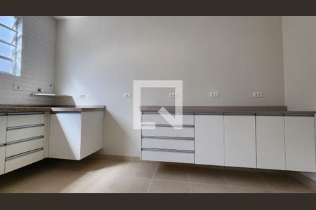 Apartamento para alugar com 126m², 3 quartos e 1 vagaCozinha - Armários