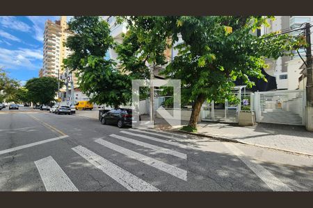 Apartamento para alugar com 126m², 3 quartos e 1 vagaVista da Rua