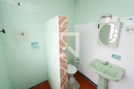 Casa à venda com 276m², 3 quartos e 2 vagasBanheiro 1