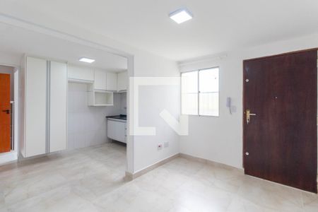Apartamento para alugar com 48m², 2 quartos e 1 vaga Apartamento para alugar com 48m², 2 quartos e 1 vagaSala