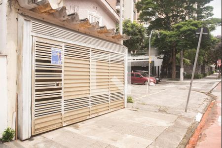 Casa à venda com 80m², 2 quartos e 2 vagasFrente