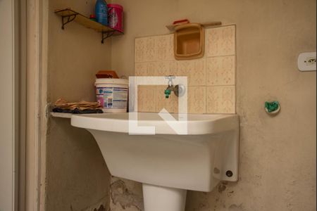 Casa à venda com 80m², 2 quartos e 2 vagasÁrea de Serviço