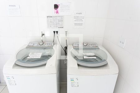 Studio para alugar com 25m², 1 quarto e sem vaga Studio para alugar com 25m², 1 quarto e sem vagaÁrea Comum - Lavandeira