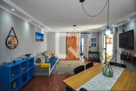 Apartamento para alugar com 72m², 2 quartos e 1 vagaSala
