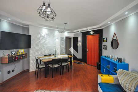 Apartamento para alugar com 72m², 2 quartos e 1 vagaSala