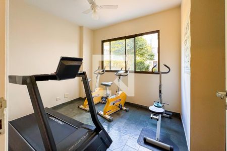 Apartamento à venda com 96m², 3 quartos e 2 vagasAcademia