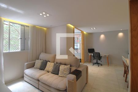 Sala de apartamento à venda com 2 quartos, 70m² em Cidade Ademar, São Paulo