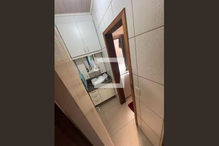 Casa à venda com 140m², 4 quartos e 1 vagaSalão