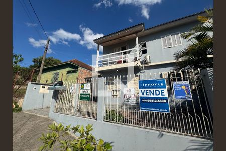 Casa à venda com 140m², 4 quartos e 1 vagaFachada