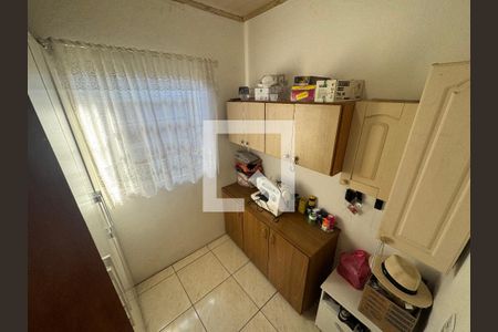 Casa à venda com 140m², 4 quartos e 1 vagaSalão