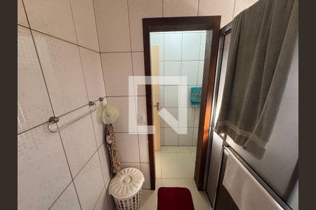 Casa à venda com 140m², 4 quartos e 1 vagaBanheiro