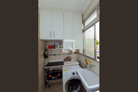 Apartamento para alugar com 67m², 3 quartos e 1 vagaÁrea de Serviço