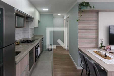 Sala/Cozinha de apartamento à venda com 2 quartos, 40m² em Vila California, São Paulo
