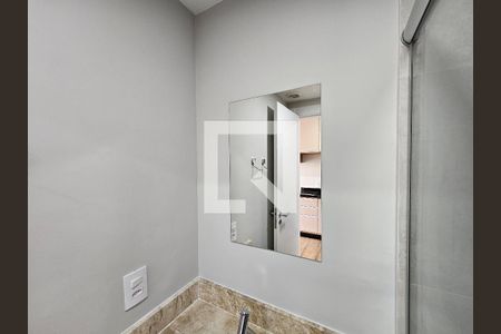 Studio para alugar com 37m², 1 quarto e sem vaga Studio para alugar com 37m², 1 quarto e sem vagaBanheiro