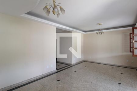 Sala de casa à venda com 5 quartos, 260m² em Céu Azul, Belo Horizonte