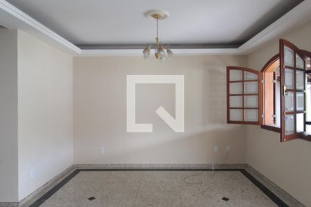 Sala de casa à venda com 5 quartos, 260m² em Céu Azul, Belo Horizonte