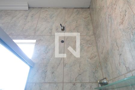 Casa à venda com 260m², 5 quartos e 6 vagasBanheiro da Suite 1