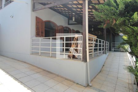 Casa à venda com 260m², 5 quartos e 6 vagasGaragem