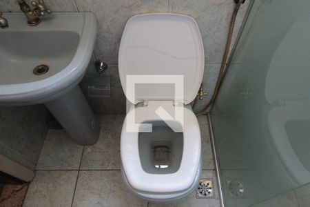 Casa à venda com 260m², 5 quartos e 6 vagasBanheiro da Suite 3