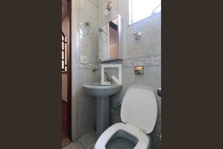 Casa à venda com 260m², 5 quartos e 6 vagasBanheiro da Suite 3