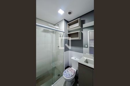 Banheiro de kitnet/studio para alugar com 1 quarto, 30m² em Mooca, São Paulo