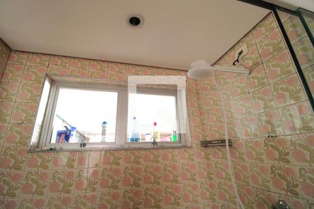 Casa à venda com 220m², 4 quartos e 2 vagasBanheiro 2