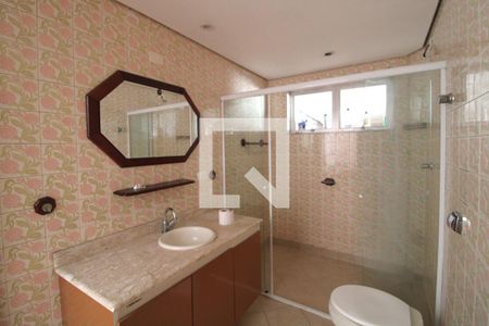 Casa à venda com 220m², 4 quartos e 2 vagasBanheiro 2